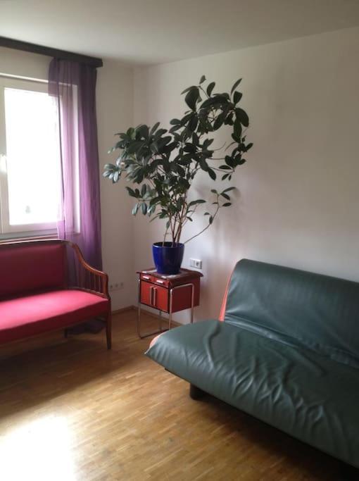 Room In Maisonette With Garden, Parking Place Wien Ngoại thất bức ảnh